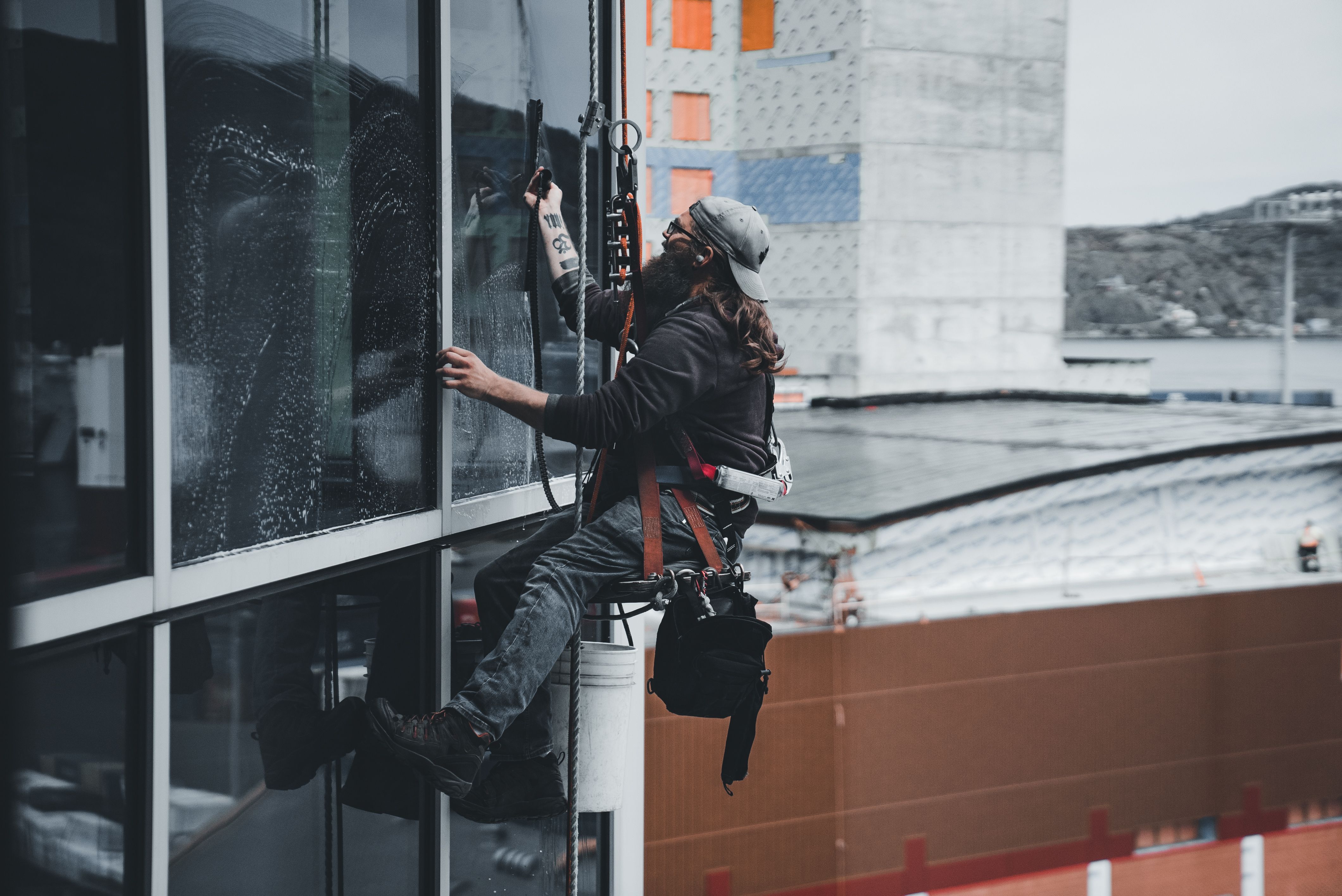Limpieza de ventanas en altura