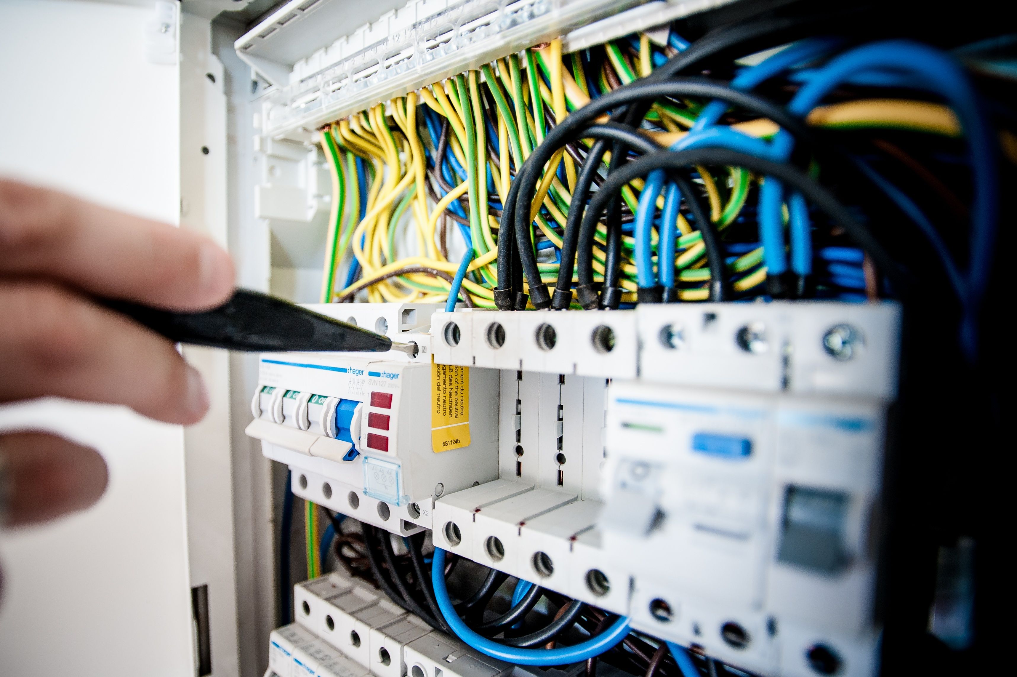 Trabajos eléctricos